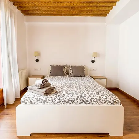 Holiday home Cal Muntanya